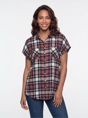 torrid Burgundy, White & Black Plaid Short Sleeve Button-Down Shirt